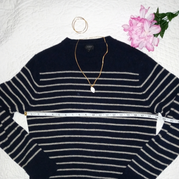 J CREW WOMEN PULLOVER SWEATER STRIPED NAVY/CREAM - Picture 6 of 12